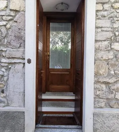 Casa de Férias La Casetta Di Sornico Lierna